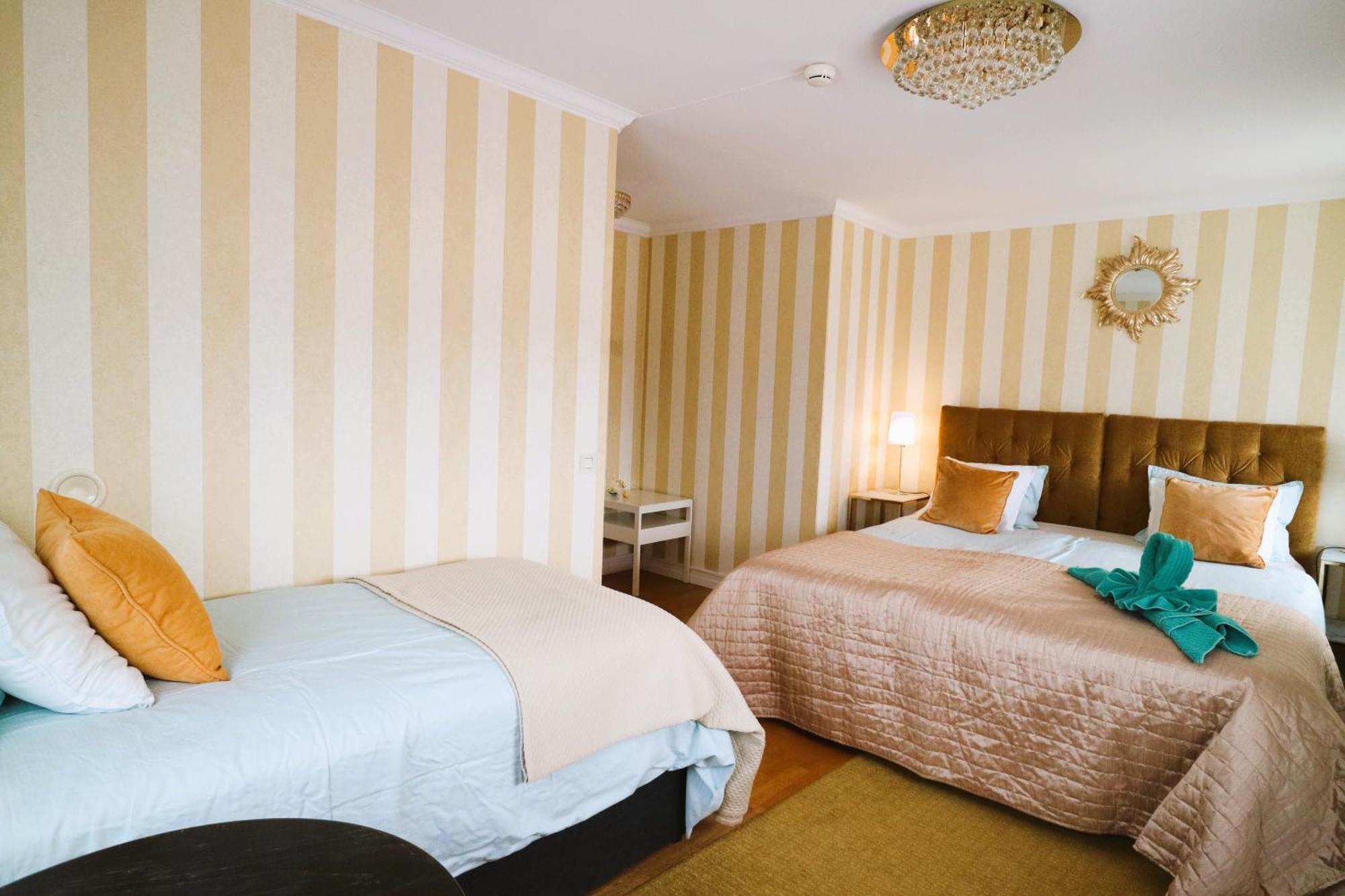 Vaenerport Lakefront Hotell Mariestads kommun Eksteriør billede