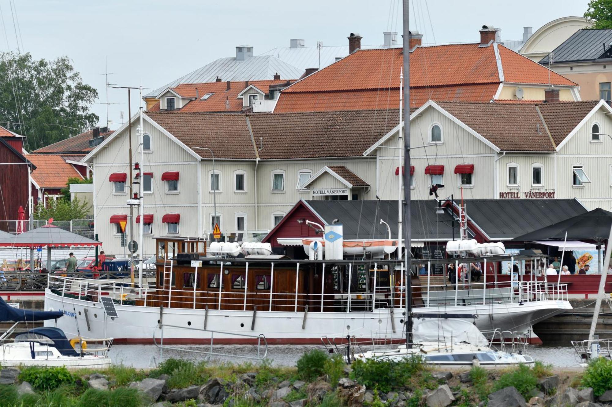 Vaenerport Lakefront Hotell Mariestads kommun Eksteriør billede